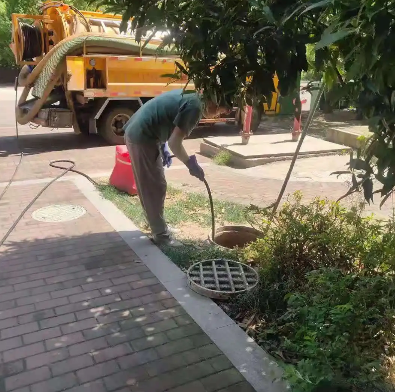 新沂市政排污管道清淤疏通——专业团队，让您全程省心！